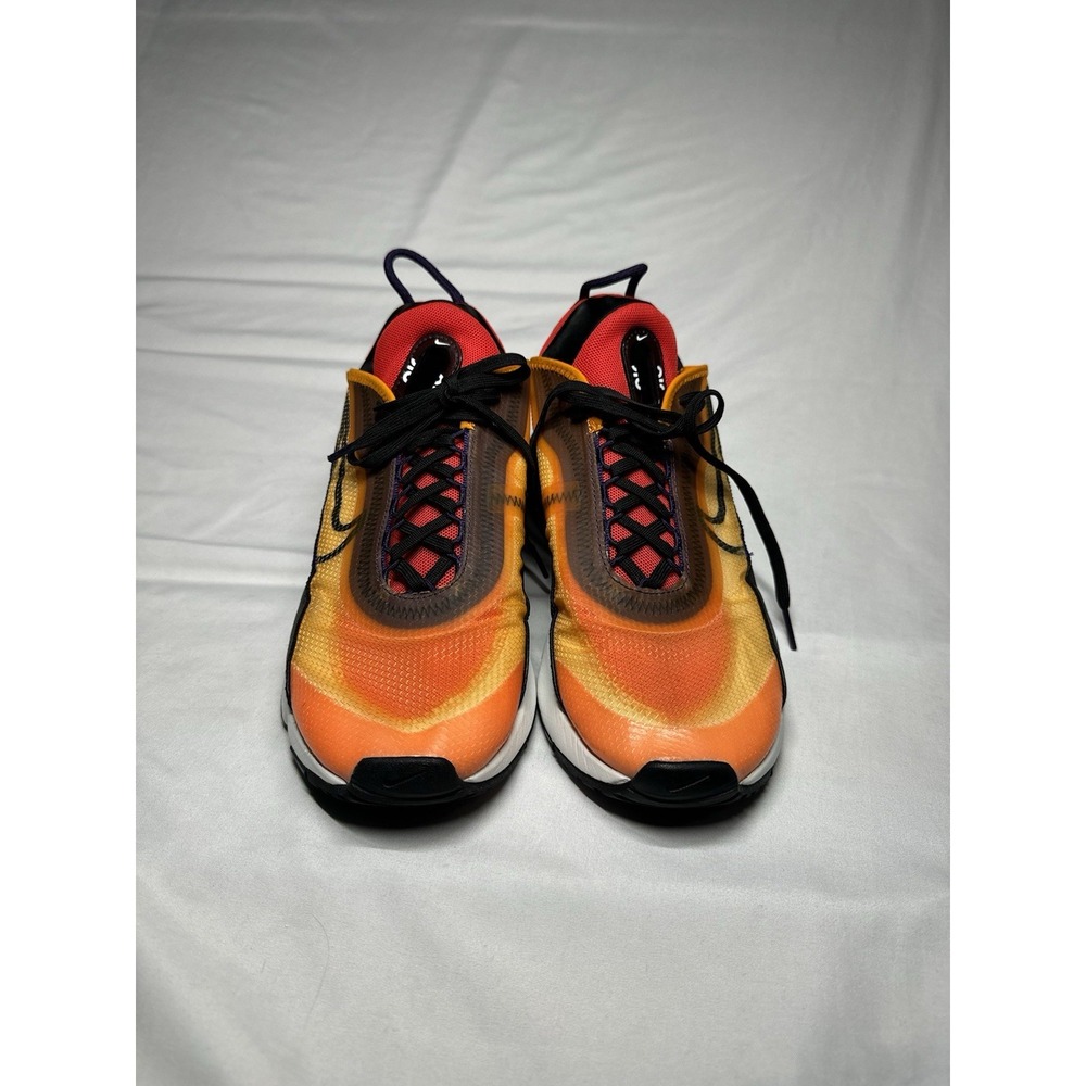 Nike Air Max 2090 Sneakers Men's 8.5 Magma‎ Orange Athletic Shoes
